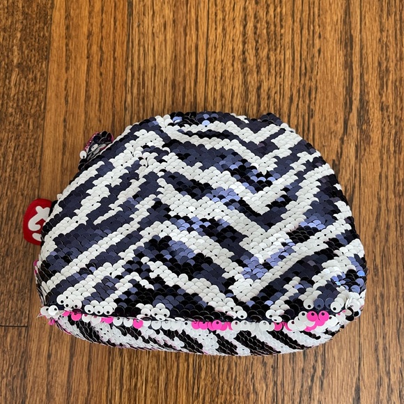 Girls Gift Set - Picture 6 of 12